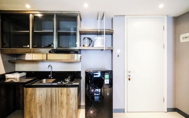 Simple And Homey 2Br At Benson Supermall Mansion Apartment