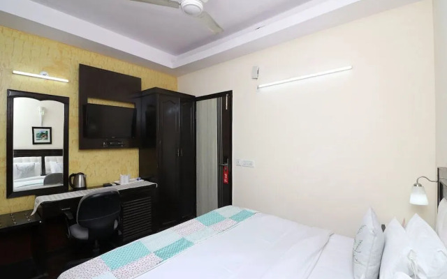 OYO 13451 Star Corporate Avenue