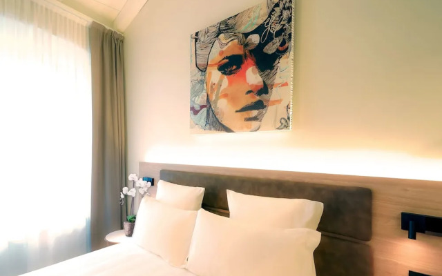 Bergamo Inn 21