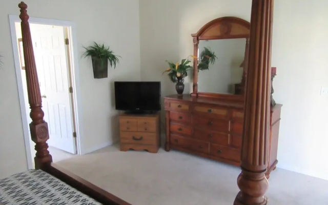 Glenbrook 5 Bed / 4 Bath Home