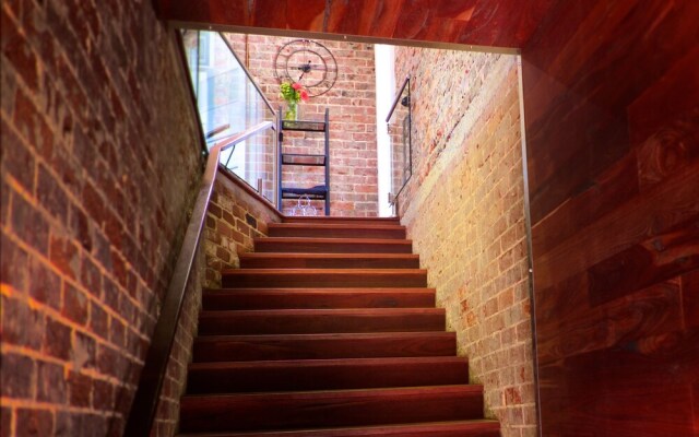 UrbanStyle Claremont Apartment