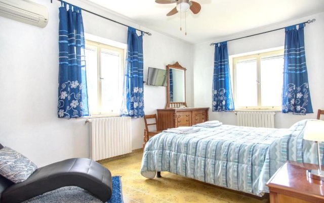 2 bedrooms house with city view and wifi at Laurino