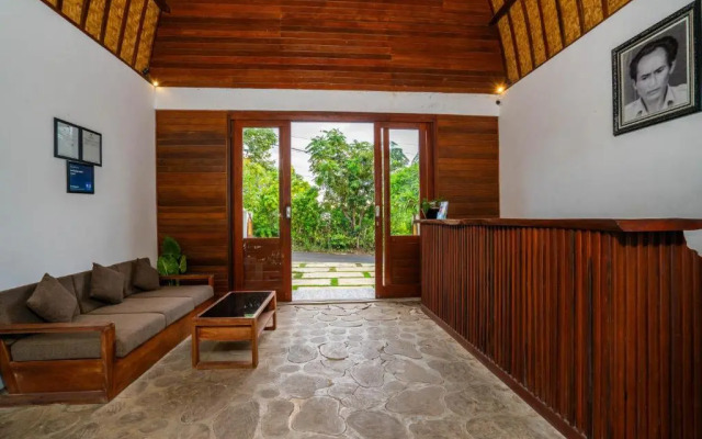 Lumbung bukit resort