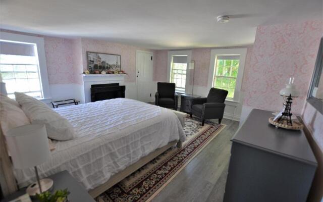 Blue Bear Inn