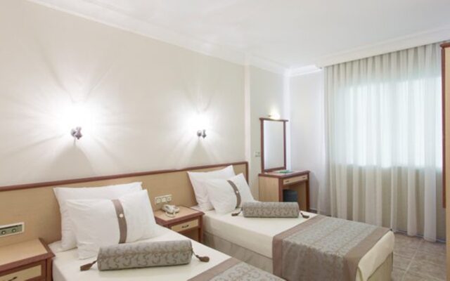 Villa Sunflower Hotel