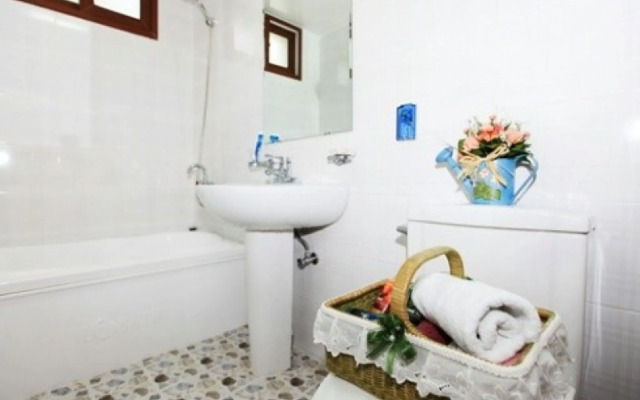 Geojedo Carib Pension