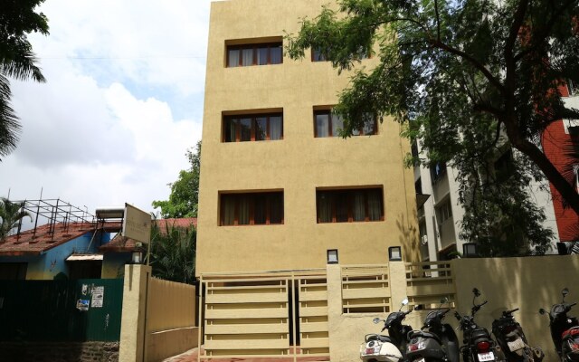 OYO 13771 Executive Residency