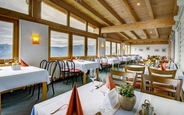 Chalet on Zettersfeld With Dolomite Views