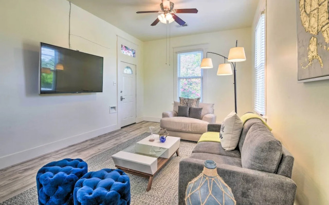 1/2 Mi to Beach & Seawall: Galveston Getaway!