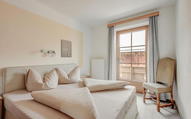 Attractive Apartment in Hainzenberg With ski Room