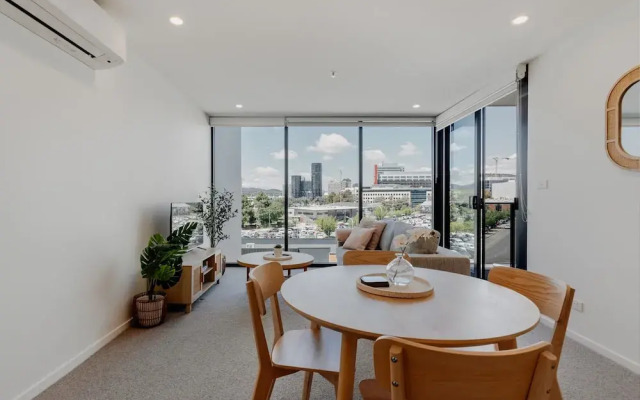 Cosy 1-bed With Pool, Gym ,parking