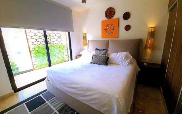 Bahay By Riviera Rentals