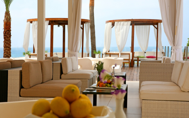 Napa Mermaid Hotel & Suites