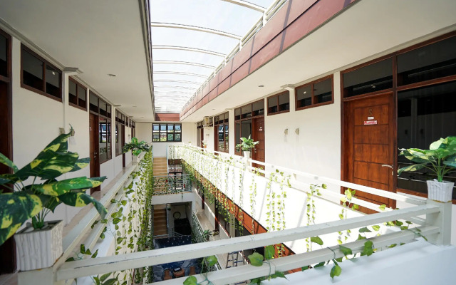 Griya Nina Syariah by OYO Rooms