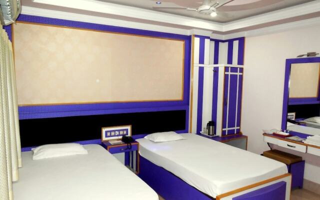 Hotel Samrat