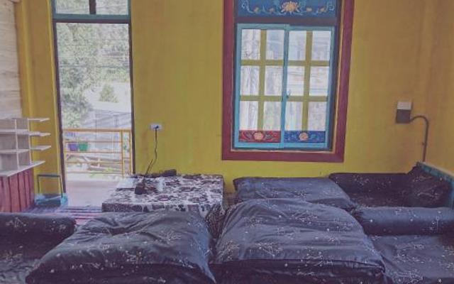 Saigonese Trekking House - Hostel