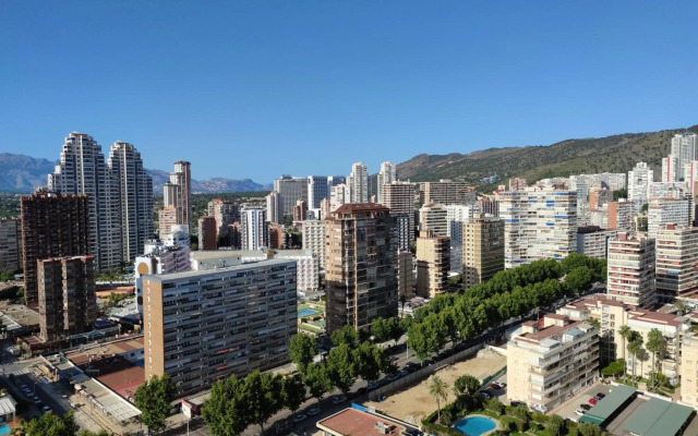 Las Damas Premium 23F Beach Front - Pool & Parking