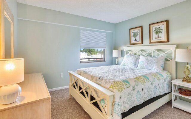 Villa Madeira 306 Beach front, stunning view! Walk to everything