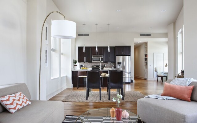 PH 2BR in Arts/Warehouse District