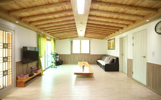 Asan Gracia Pension