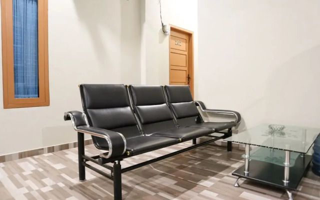 Oyo 1994 Baba Guest House