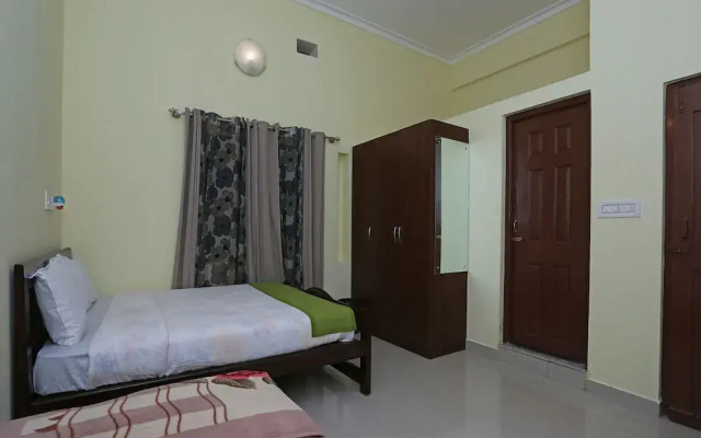 OYO 9263 Home Breezy 2BHK Raja's Seat