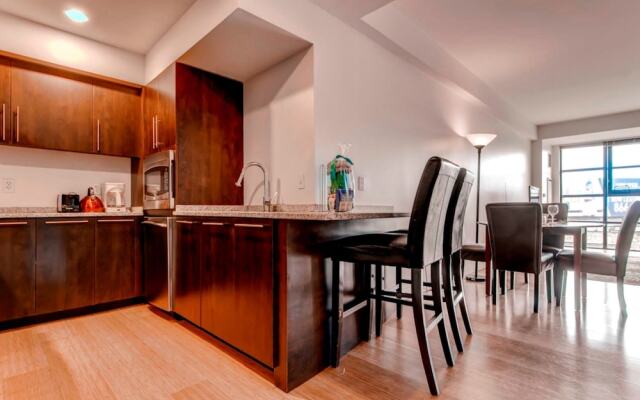 Bluebird Suites at Boylston