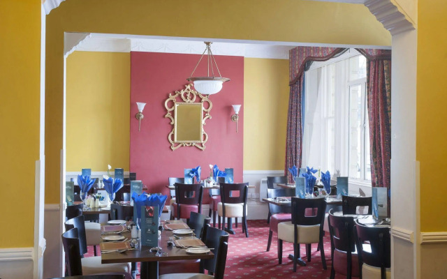 The Carlton Hotel