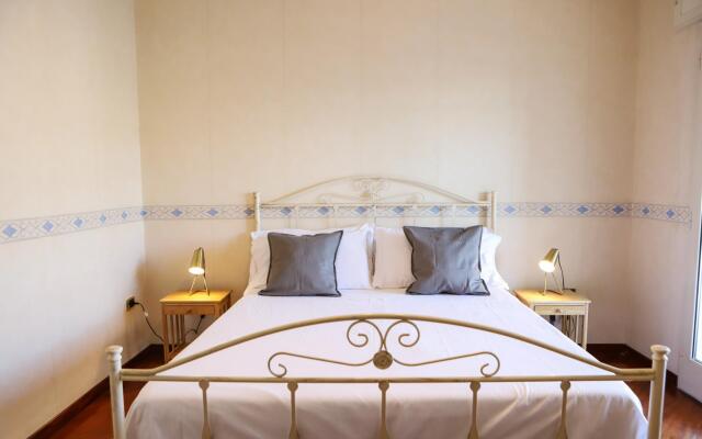 Appartamento con Terrazzo a Capodimonte