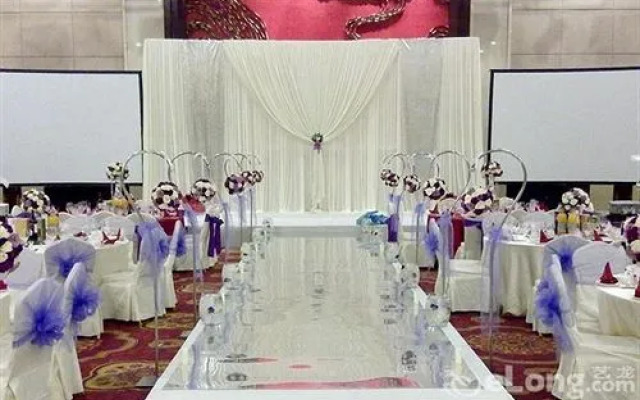 Yulong International Hotel