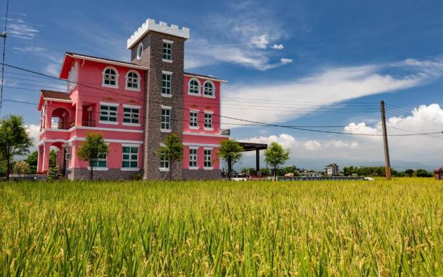 Michelin Castle - Yilan Homestay