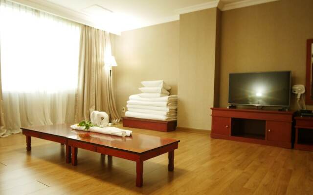 Grand Hotel Pyeongtaek
