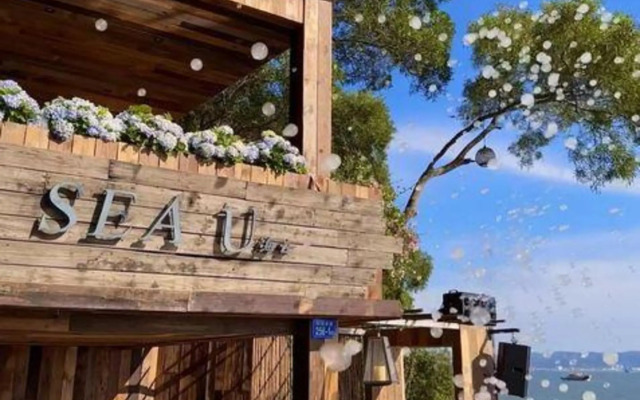 Yingshang·High-end LOFT Hotel Apartment (Longsheng Building, Xiang'an District)