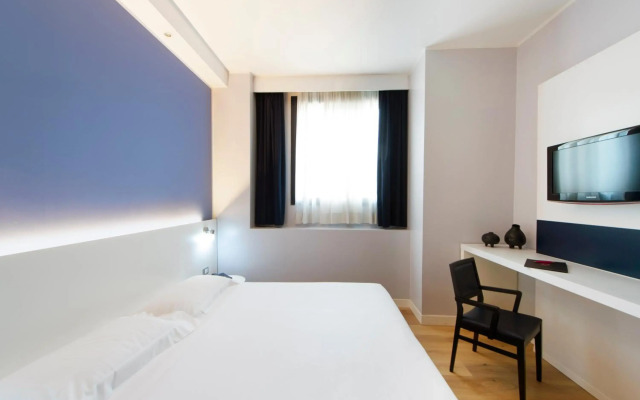 NEO Hotel