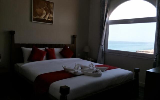 Sur Bandar Al Ayjah Hotel Apartments