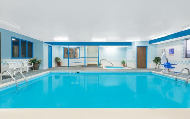 Super 8 Campbellsville KY