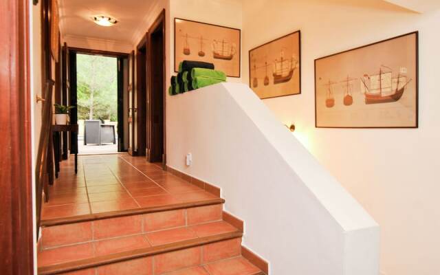 Spacious Mansion in Alaró With Swimming Pool