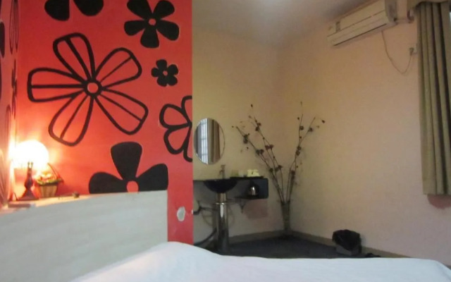 Guangzhou Lingnan Home Chain Apartment University Town