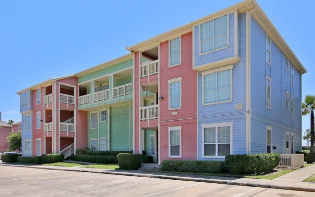 Dawn 823 Condo With Private Balcony and Views of Gulf of Mexico by Redawning