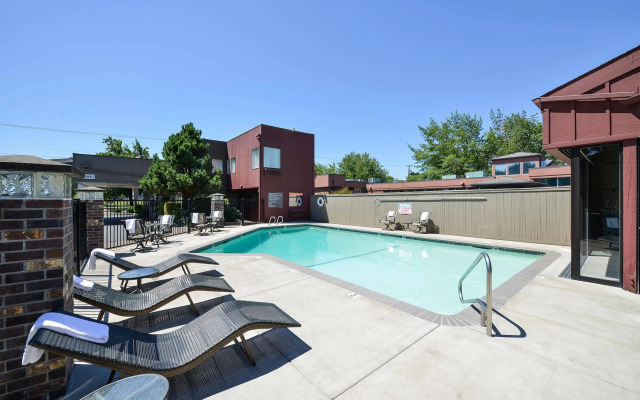 Best Western Greentree Inn