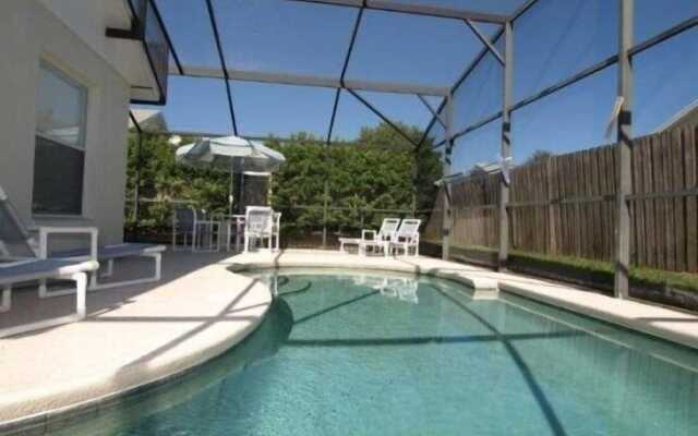 Ir021or 3 Bedroom Home by RedAwning