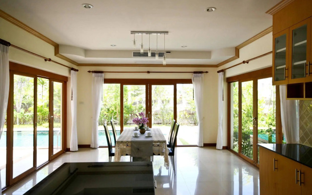 Bangtao Tropical Residence Resort & Spa