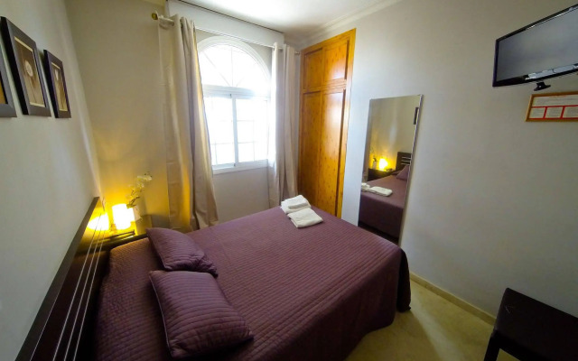 Hostal La Muralla