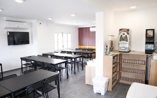AM Hostel