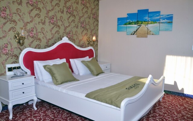 Rakasta Boutique Hotel