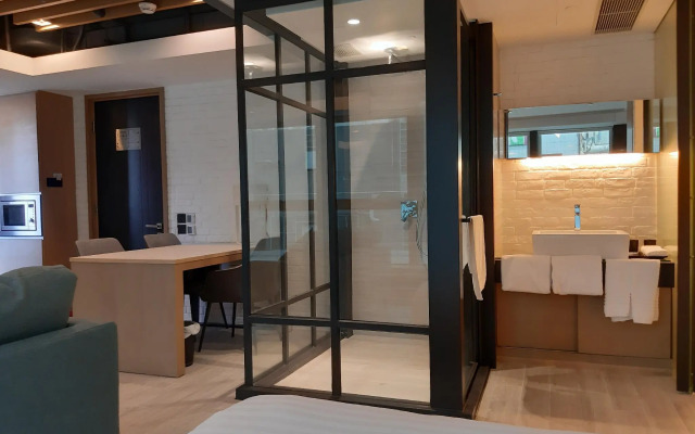 Yin Serviced Apartments