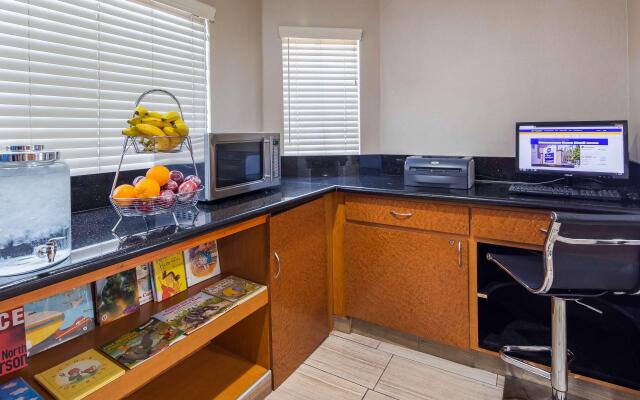 Best Western Courtesy Inn Hotel - Anaheim Resort at the Park