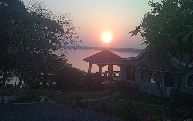 Touchwood Resort Bhopal