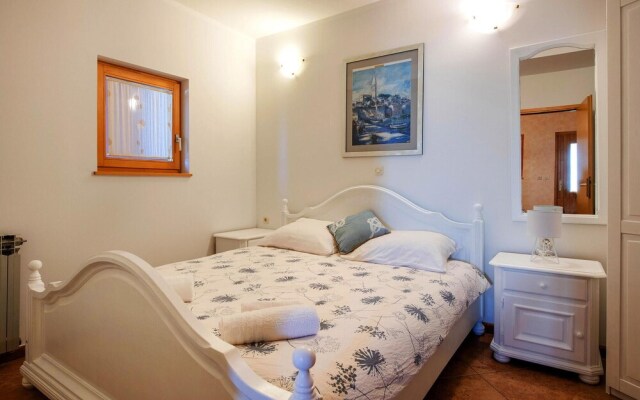 Stunning Home in Betiga With Wifi and 6 Bedrooms