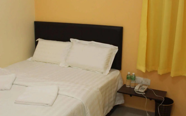 Royale City Hotel
